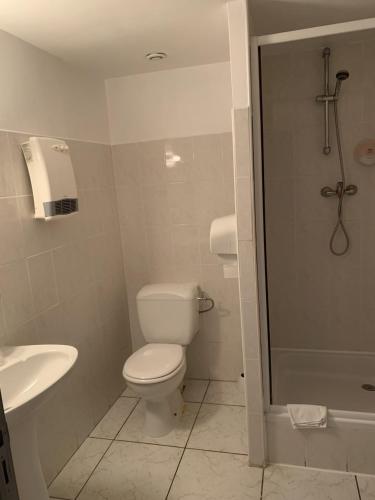 Hôtel Le P'tit Monde - Hotel - Montignac