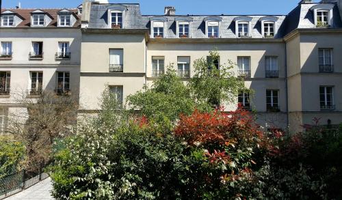 Assia & Nathalie - Luxury B&B MARAIS – Paris, TX
