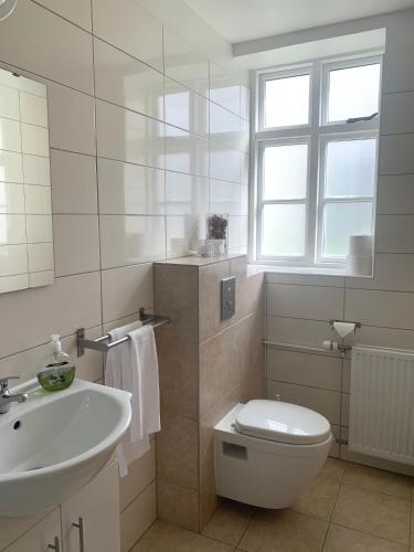 Mánagisting Guesthouse - image 12