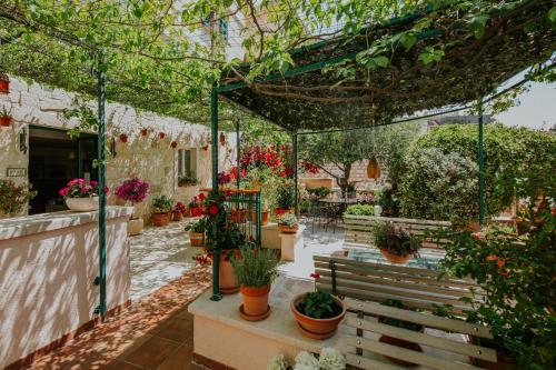 Heritage Hotel Park Hvar - image 3