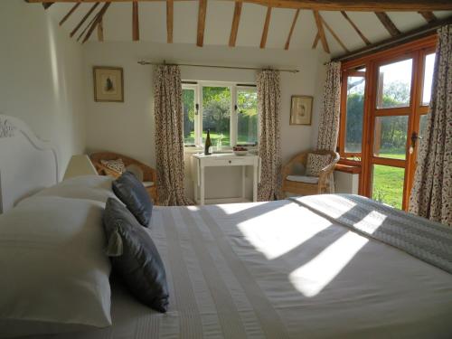 Wilderness Bed & Breakfast - image 13