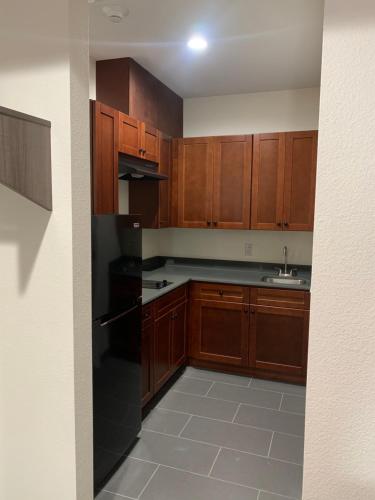 주방, Regency Inn & Suites Humble FM1960 - IAH Airport in 험블