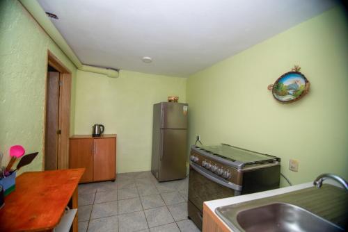 Konyha, DEPARTAMENTO con JARDÍN "EL PARAÍSO DE ZACATLÁN" (DEPARTAMENTO con JARDIN "EL PARAISO DE ZACATLAN") in Col Centro Cuatilulco