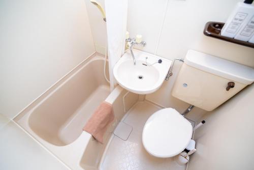 room detail thumbnail 2