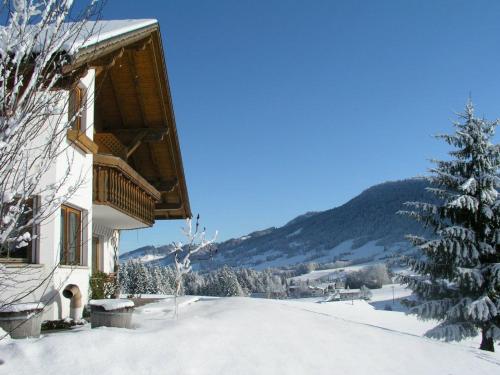 المنظر الخارجي, Ferienwohnungen Pension Sonnblick in Krumbach