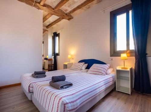 Apartamentos El Pintor - image 13