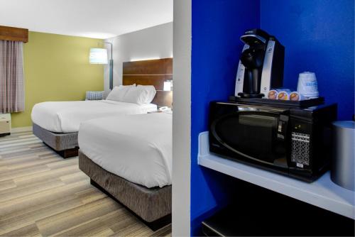 Holiday Inn Express - Chester, an IHG Hotel