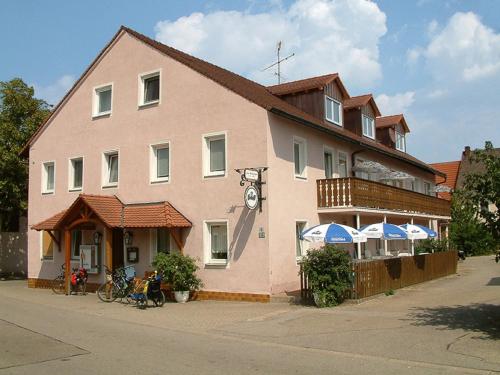 Landgasthaus Zum Mönchshof in Wolframs-Eschenbach, Deutschland