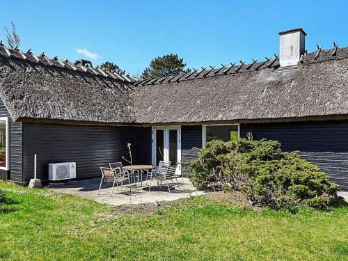  10 person holiday home in F revejle in Fårevejle