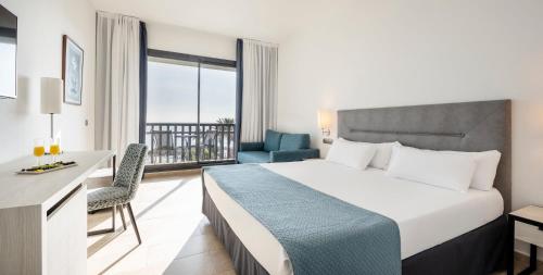 Ilunion Calas de Conil - image 4