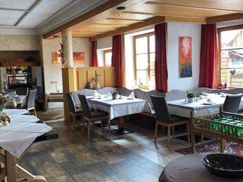 Hotel Alpin - image 6