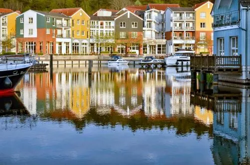 Sunday Resort Marina Wolfsbruch - Familienapartments in Rheinsberg, Deutschland