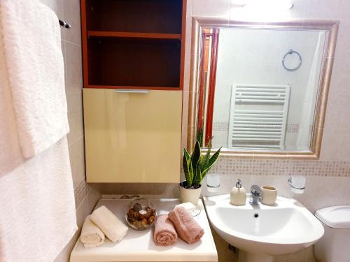 One-Bedroom House image 8