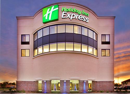 Holiday Inn Express- Waterloo-Cedar Falls, An Ihg Hotel