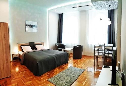 UNIQUE TOWN APARTMENT. CLEAR COMFORT., Budapest