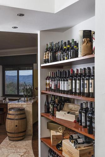  Managheri Wine Bar in Oliena