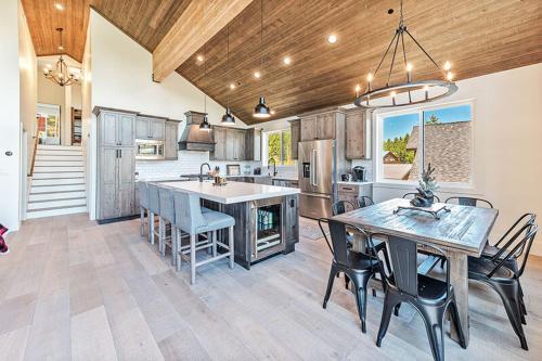 Dreams and Streams by Tahoe Mountain Properties - image 4