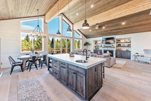 Dreams and Streams by Tahoe Mountain Properties - image 5