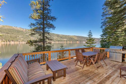 Donner Bliss by Tahoe Mountain Properties