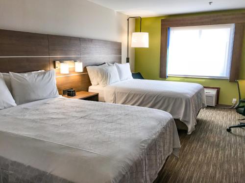 Holiday Inn Express & Suites Lubbock West, an IHG Hotel