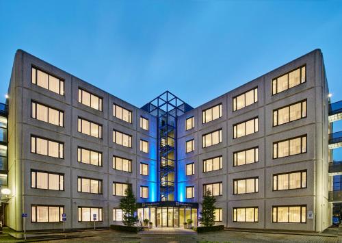 Holiday Inn Express Amsterdam - Schiphol by IHG