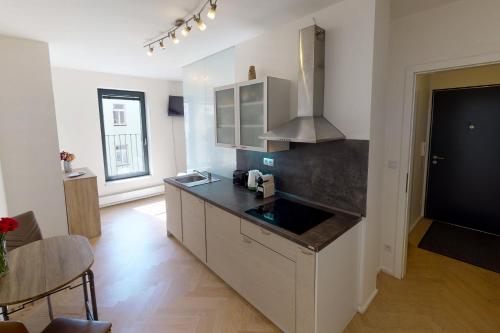 ONSITE Free Garage Parking, 10min Centre by Bus, Praha (fotografie 6)
