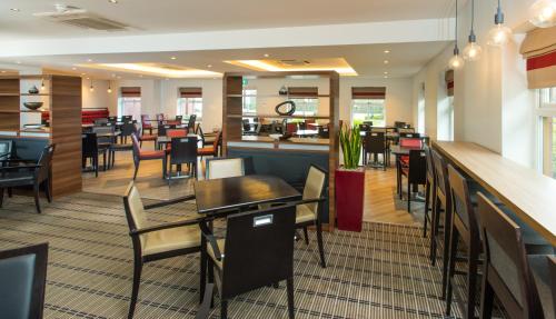 Holiday Inn Express Bristol Filton an IHG Hotel - image 6