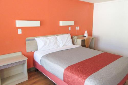 Rodeway Inn - main image