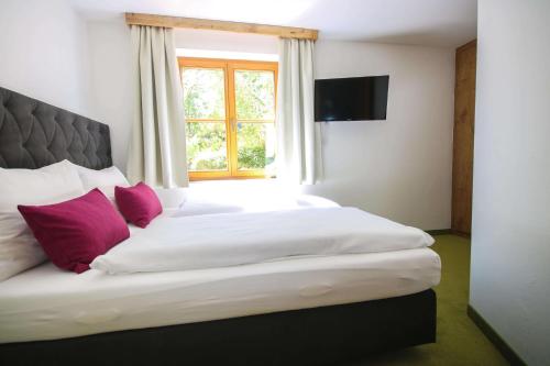Kia Ora Hotel Restaurant – Wagrain, MN
