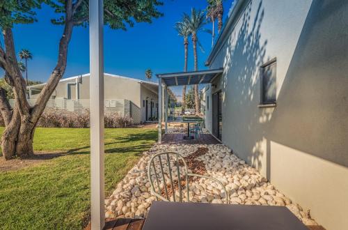 บริการและสิ่งอำนวยความสะดวก, เดกาเนีย เบต กิบบัตซ์ คันทรี ลอดจ์จิง บาย เคเอชซี (Degania Bet Kibbutz Country Lodging by KHC) in เมนาฮามิยา