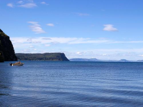 Lakefront at Kuratau - Kuratau Bach - Kuratau