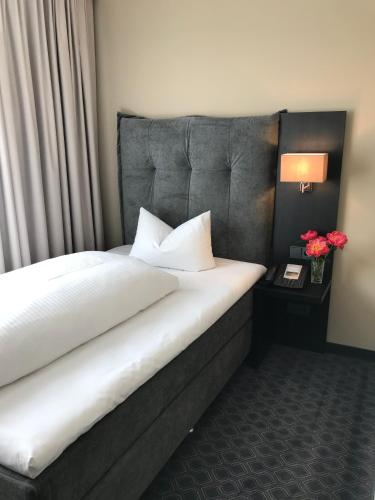 Ross Messehotel