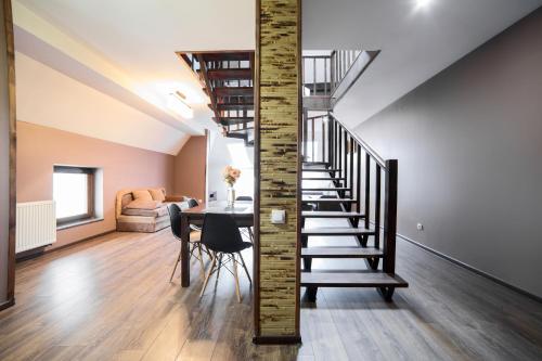Apartments on Mitny Square - image 4
