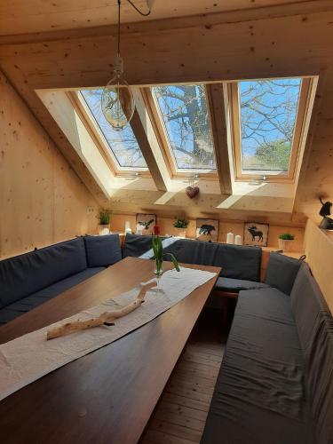 Jagdhaus im Grünen, mit Sauna (Jagdhaus im Grunen, mit Sauna) in คูล์มบาค