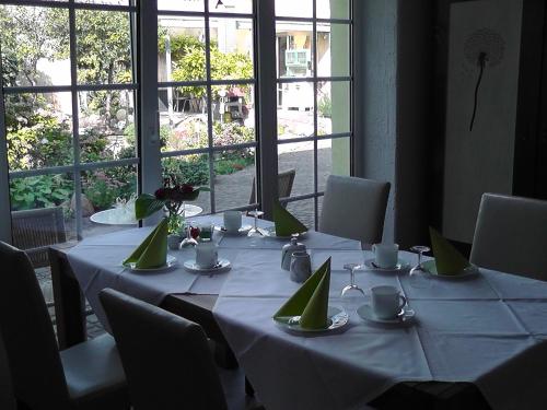 餐廳, Pension Elisabeth am Elberadweg in 戈門