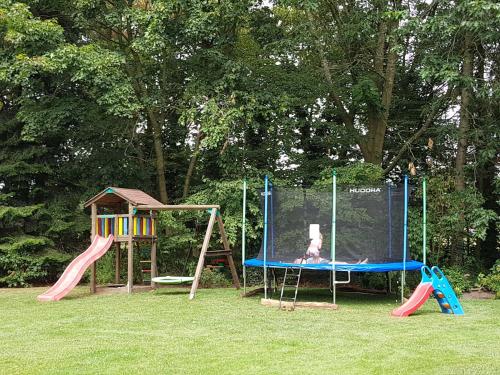 Spēļu laukums, Ferienhaus Hof Amelung in Hagen im Bremischen