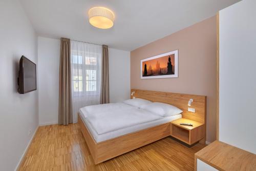 Downtown Suites Kodanska - image 9