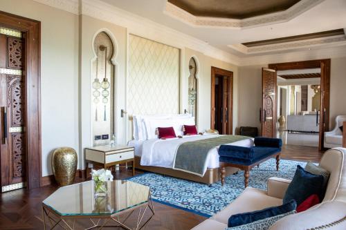 Jumeirah Al Qasr Dubai, Dubai (photo 8)