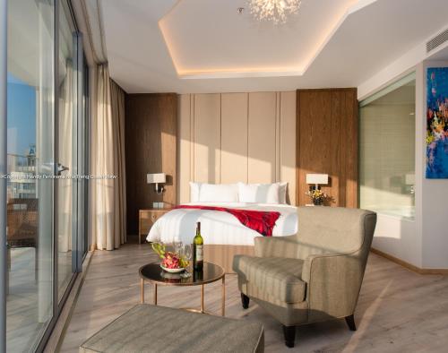 room detail thumbnail 0