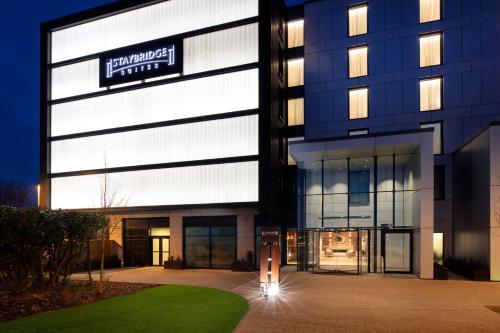 Staybridge Suites London Heathrow - Bath Road, an IHG Aparthotel