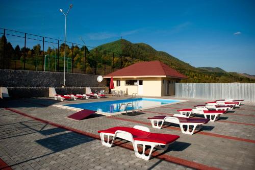 泳池, 弗洛拉汽车旅馆 (Motel Flora) in 勒普萨