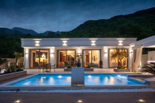 Villa Salute - main image