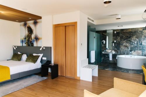 America Diamonds Hotel Room Type - Premium Double Room - Romantic Offer America Diamonds Hotel Room Type - Premium Double Room - Romantic Offer