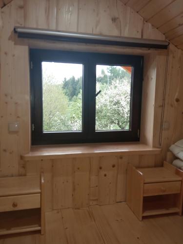 3 twin beds, 1 sofa bed