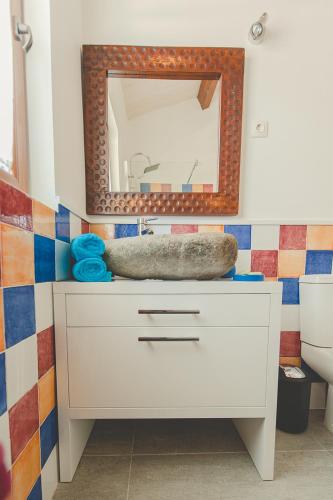  La Brizna "La tocas y te mueve" in Cañamero