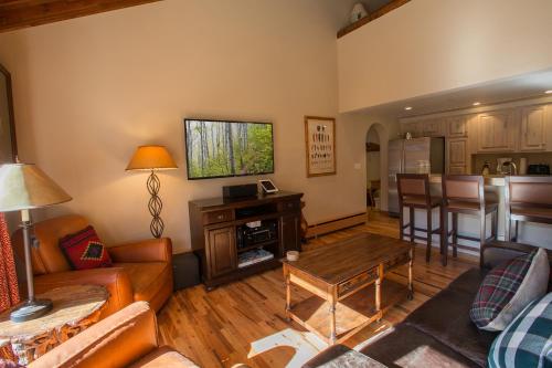 Creekside Vail Village by Vail Realty in Vail, USA