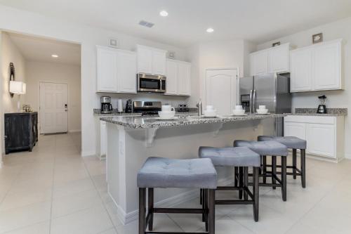 6100BOD-Solterra Resort - image 2