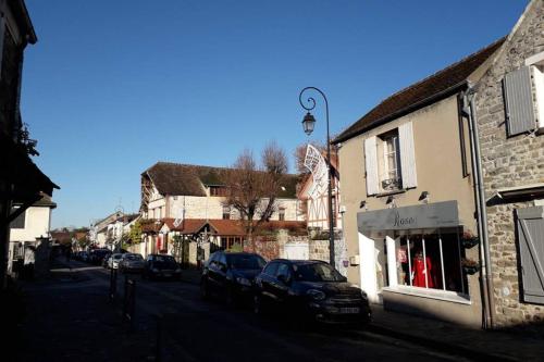 ARTEMIS GÎTE (ARTEMIS GITE) in Barbizon