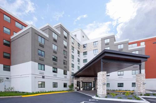 Holiday Inn Express Roseville-St. Paul by IHG in Roseville, USA