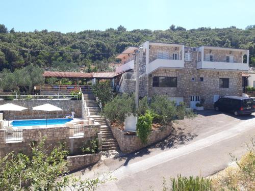  Villa Šolta in Rogač